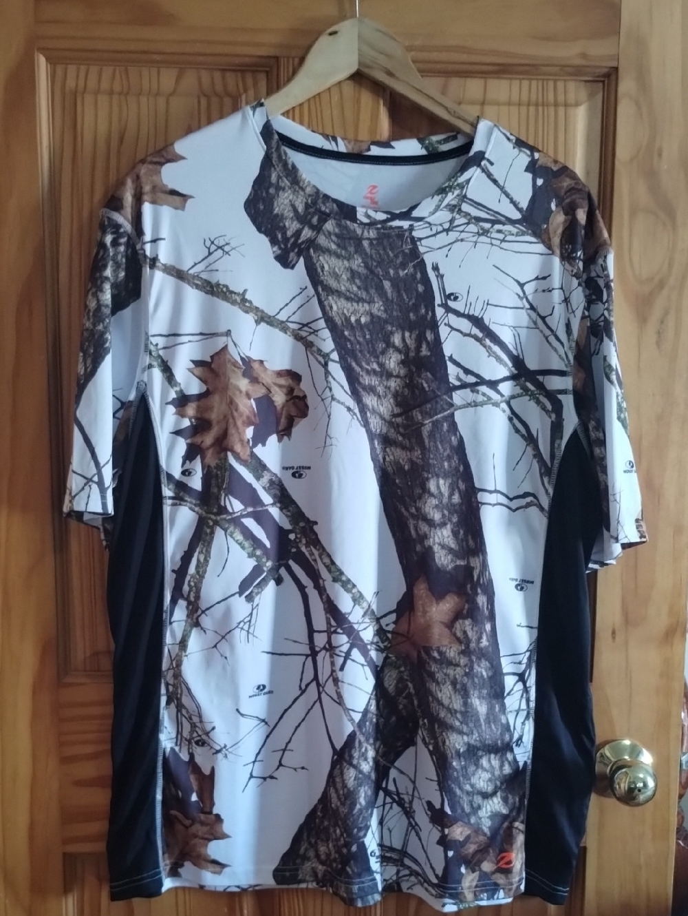 Energy Zone White and Brown Camo Short-Sleeve Performance Tee